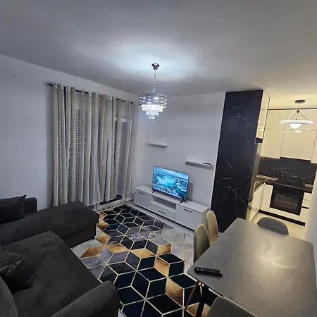 Rezidence Appartement Golem (Tirana)